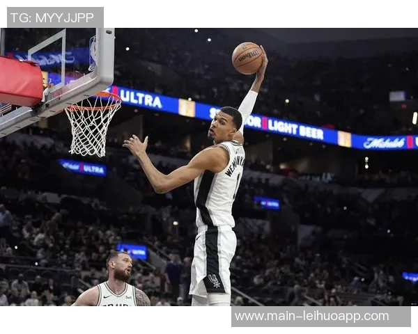 名记分析文班亚马能否夺MVP但坚信他能引领马刺进季后赛