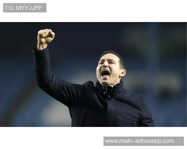 兰帕德带领球队战绩辉煌荣获英冠十月最佳教练称号